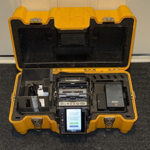 Fujikura 70R+ SM MM Ribbon Fusion Splicer