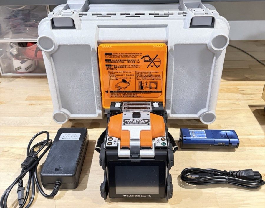 Sumitomo Electric Type-Q101-M12 Mass Fusion Splicer