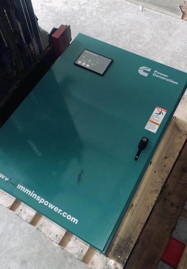 150 Amps Cummins Automatic Transfer Switch 1 Or 3 Ph 208V 3 Pole OTECB