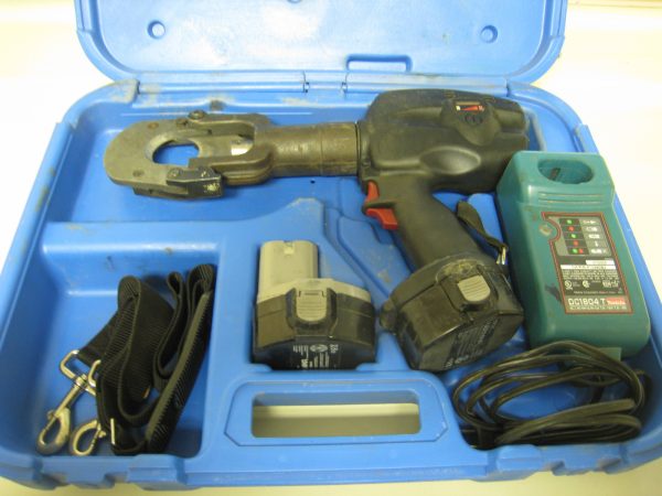 Cembre B-TC051Y Cordless Battery 50mm (2) Portable Hydraulic Cable Cutter