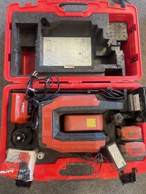Hilti PLT 300 Total Station