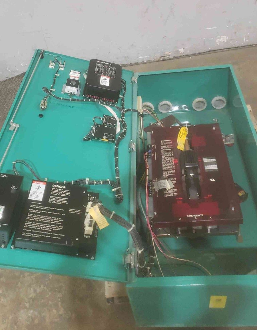 Onan 600A 480V Automatic Transfer Switch ATS 3PH 4W OTCU 600G 15G