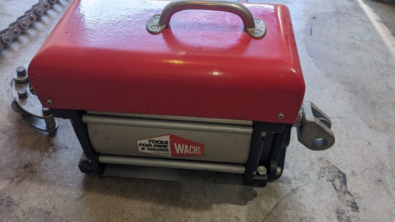 The E.H. Wachs Trav-L-Cutter SD Pipe cutter system pneumatic